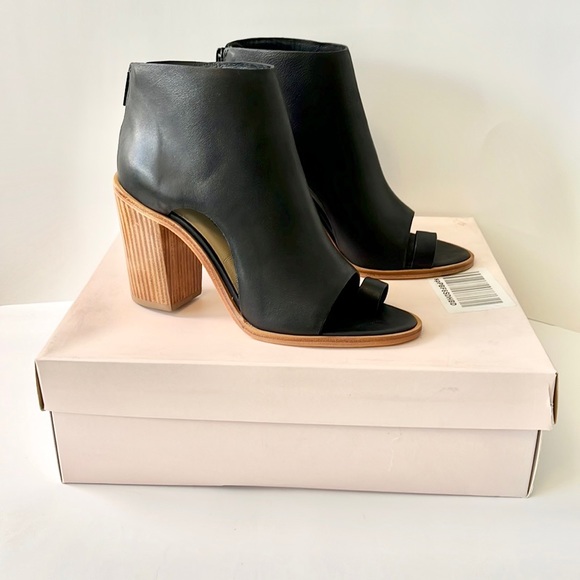 Loeffler Randall 'Gigi' Toe-Ring Booties, Black, 7B - Picture 9 of 10